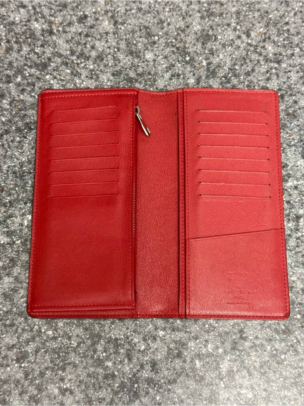 Auth Louis Vuitton Red Taurillon Leather Long Bifold Brazza Wallet Men’s/Unisex